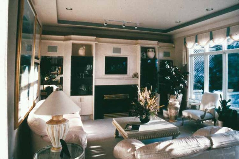 Home Plan - Interior - Family Room for Mediterranean House Plan #47-875 - 4 bed, 4.5 bath