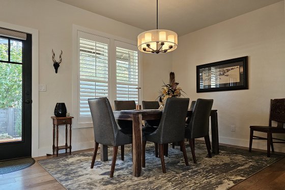 Interior - Dining Room for Ranch House Plan #1105-9 - 3 bed, 2.5 bath