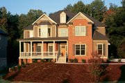 Traditional Style House Plan - 5 Beds 4 Baths 3041 Sq/Ft Plan #927-529 Exterior 