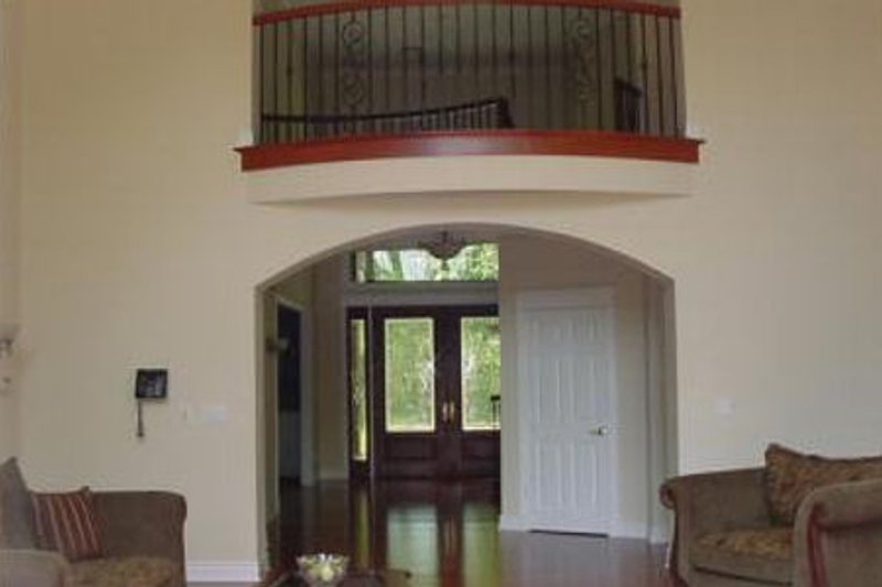 Architectural House Design - Photo 2 for Traditional House Plan #70-555 - 4 bed, 5.5 bath