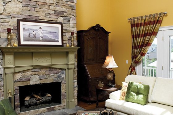 Interior - Family Room for Country House Plan #929-502 - 4 bed, 2.5 bath