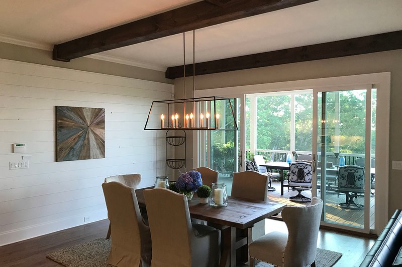Dream House Plan - Interior - Dining Room for Farmhouse House Plan #437-93 - 4 bed, 3.5 bath