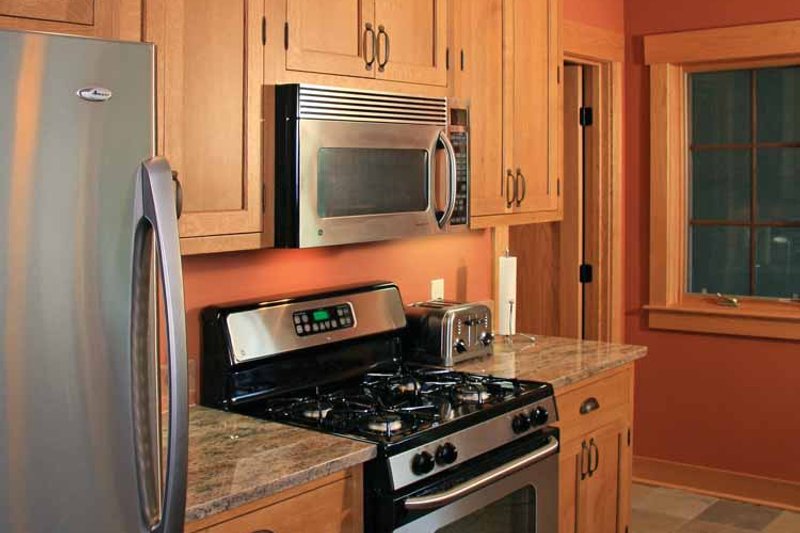 Home Plan - Interior - Kitchen 5 for Craftsman House Plan #928-112 - 3 bed, 2.5 bath