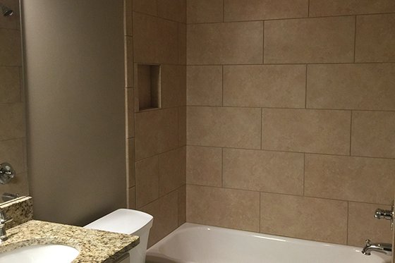 Interior - Bathroom for Country House Plan #437-72 - 4 bed, 4 bath