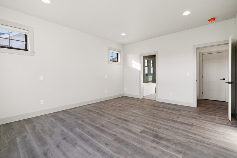 Home Plan - Farmhouse Photo Plan #1070-139