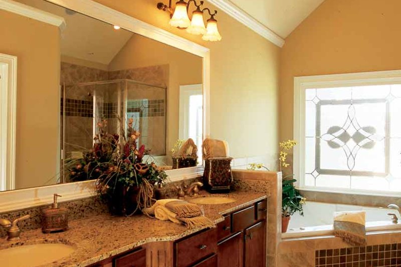 House Blueprint - Interior - Master Bathroom for Country House Plan #927-892 - 5 bed, 4 bath