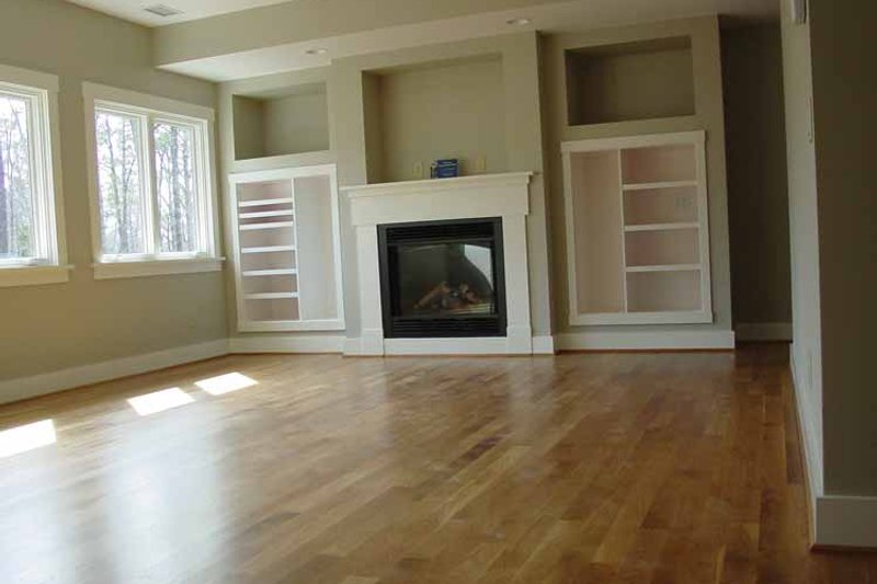 Dream House Plan - Interior - Family Room for Craftsman House Plan #939-14 - 3 bed, 3.5 bath