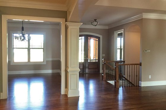Interior - Entry for Craftsman House Plan #437-74 - 3 bed, 3.5 bath