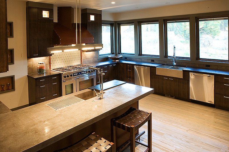 Architectural House Design - Interior - Kitchen for Craftsman House Plan #892-7 - 4 bed, 3.5 bath
