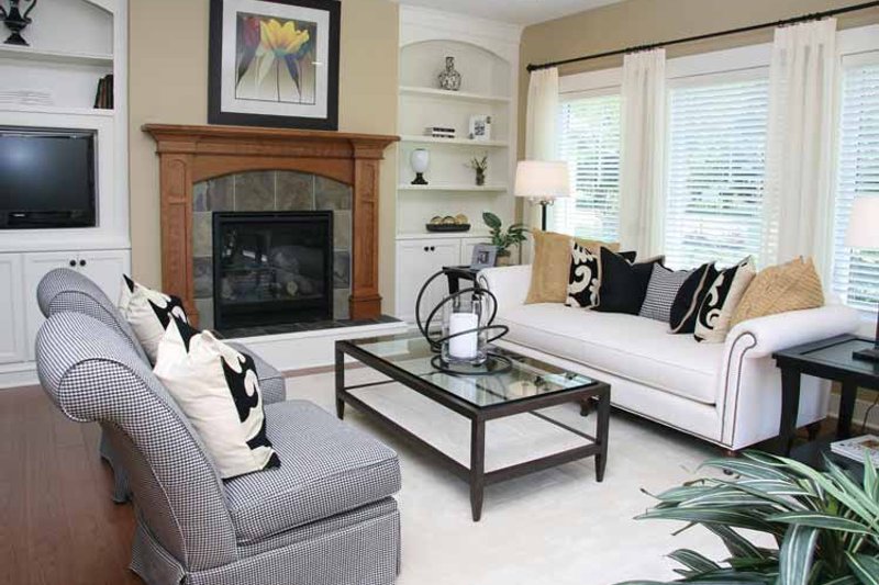 Home Plan - Interior - Family Room for Craftsman House Plan #928-193 - 2 bed, 3.5 bath