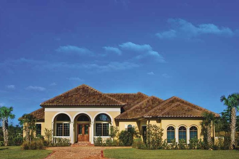 Mediterranean Style House Plan - 4 Beds 3.5 Baths 3271 Sq/Ft Plan #930-58