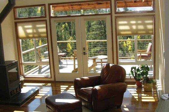 Interior - Family Room for Contemporary House Plan #1042-14 - 2 bed, 3 bath