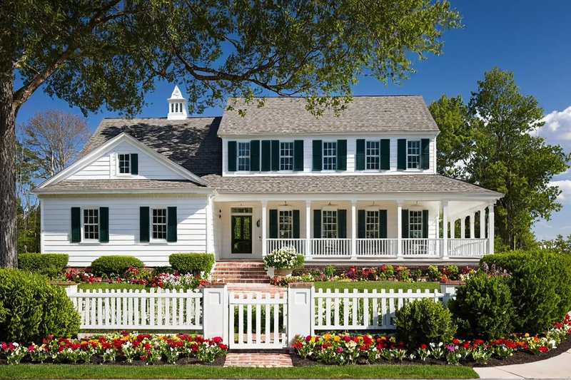 Architectural House Design - Country Photo Plan #137-327