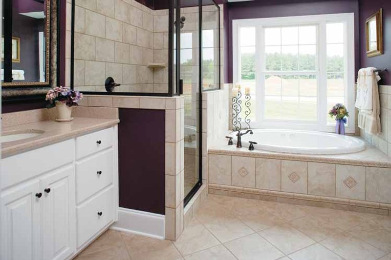 House Blueprint - Interior - Bathroom for Traditional House Plan #927-862 - 4 bed, 3.5 bath