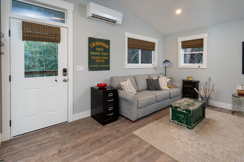 Home Plan - Interior - Entry for Farmhouse House Plan #1099-2 - 1 bed, 1 bath