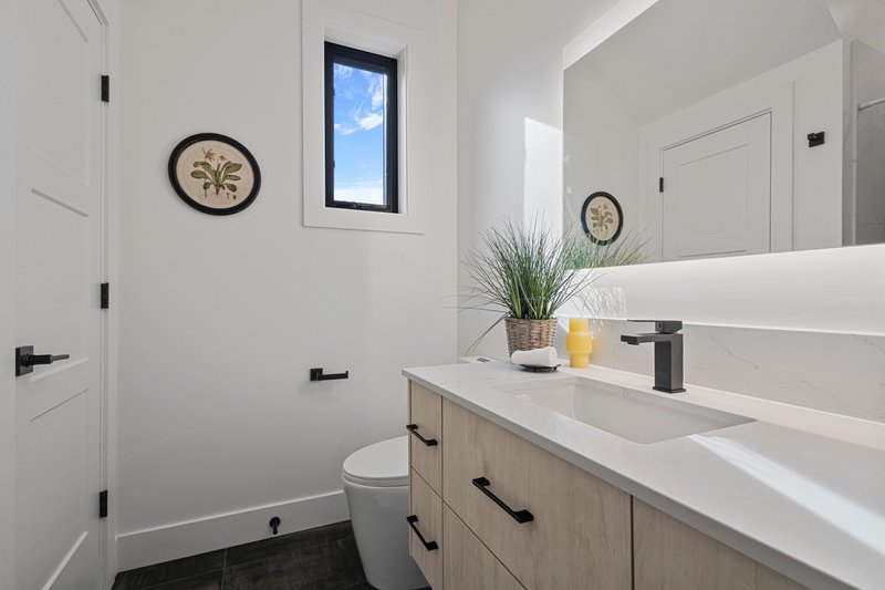 House Plan Design - Interior - Bathroom for Contemporary House Plan #1070-228 - 2 bed, 2.5 bath