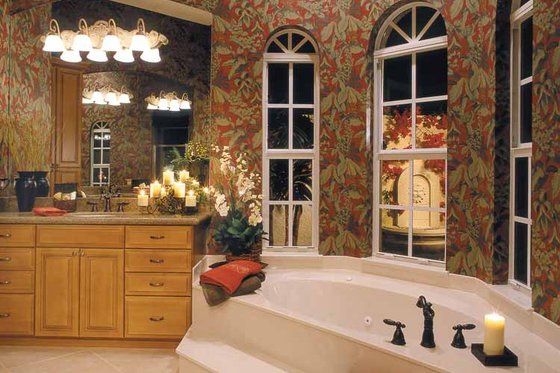Interior - Bathroom for Mediterranean House Plan #930-321 - 4 bed, 3.5 bath