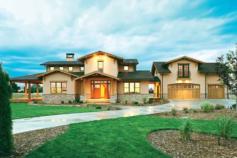 Dream House Plan - Craftsman Exterior - Front Elevation Plan #1042-1