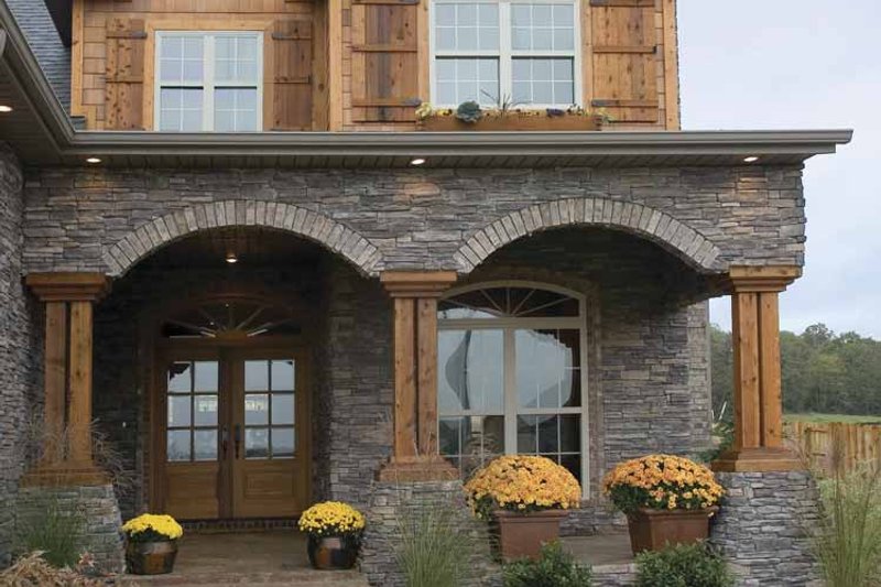 House Plan Design - Exterior - Front Elevation 7 for Traditional House Plan #17-2779 - 4 bed, 2.5 bath