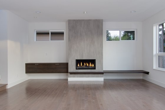 Interior - Family Room 1 for Contemporary House Plan #132-228 - 5 bed, 3 bath