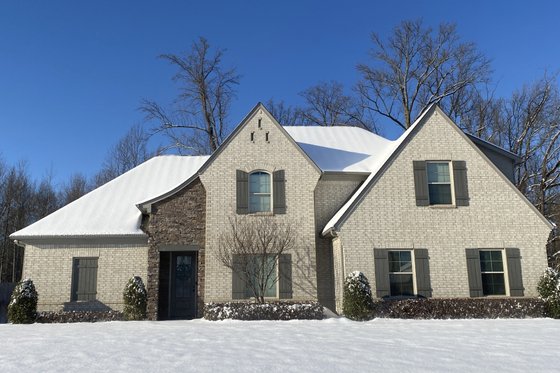 Exterior - Front Elevation 7 for Country House Plan #932-209 - 4 bed, 3 bath