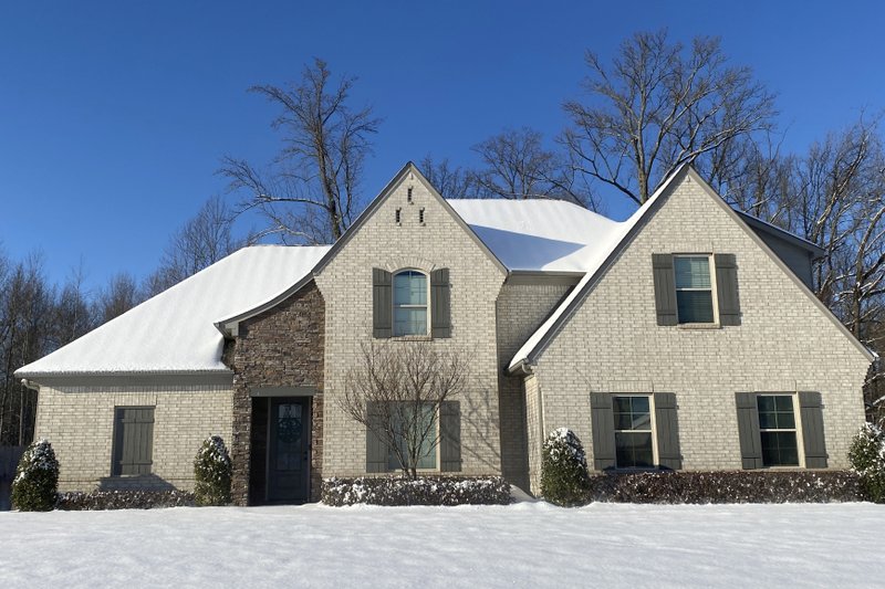 House Design - Exterior - Front Elevation 7 for Country House Plan #932-209 - 4 bed, 3 bath