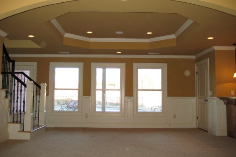 Architectural House Design - Photo 6 for European House Plan #437-41 - 4 bed, 4 bath