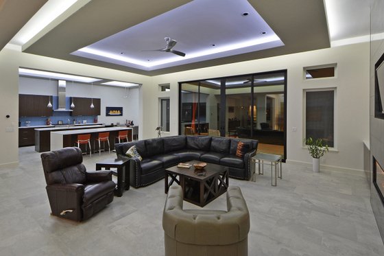 Interior - Family Room for Contemporary House Plan #935-18 - 4 bed, 4 bath