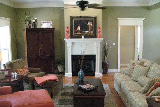 Photo 2 for Country House Plan #21-190 - 3 bed, 2 bath