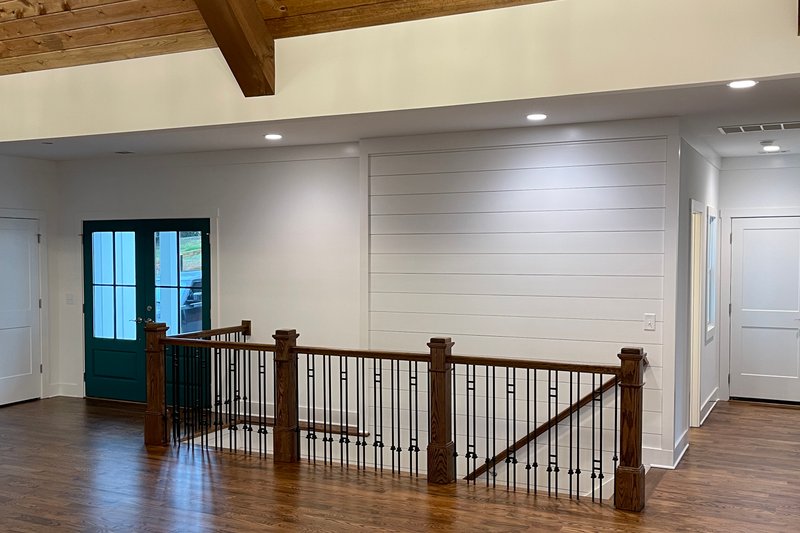 Dream House Plan - Interior - Entry for Farmhouse House Plan #437-126 - 4 bed, 4 bath