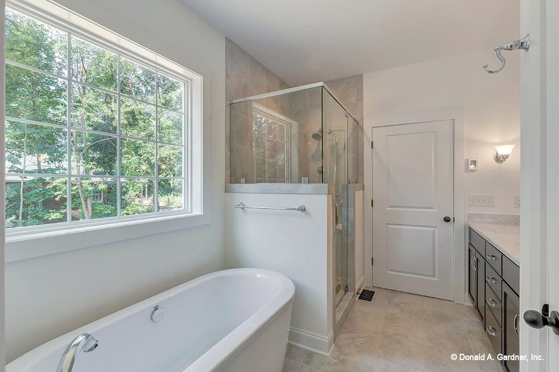Home Plan - Interior - Master Bathroom for Cottage House Plan #929-1066 - 3 bed, 2.5 bath