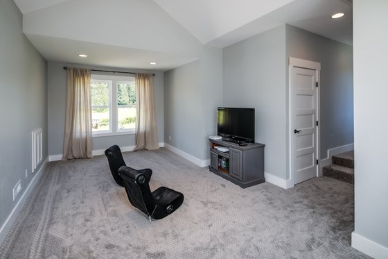 Photo 28 for Contemporary House Plan #1070-81 - 4 bed, 2.5 bath