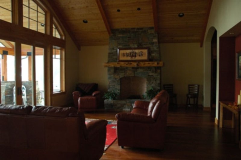 Architectural House Design - Photo 2 for Craftsman House Plan #124-704 - 2 bed, 3 bath