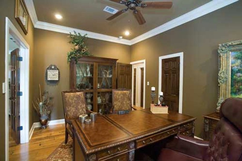 Architectural House Design - Photo 8 for European House Plan #17-2272 - 5 bed, 3 bath