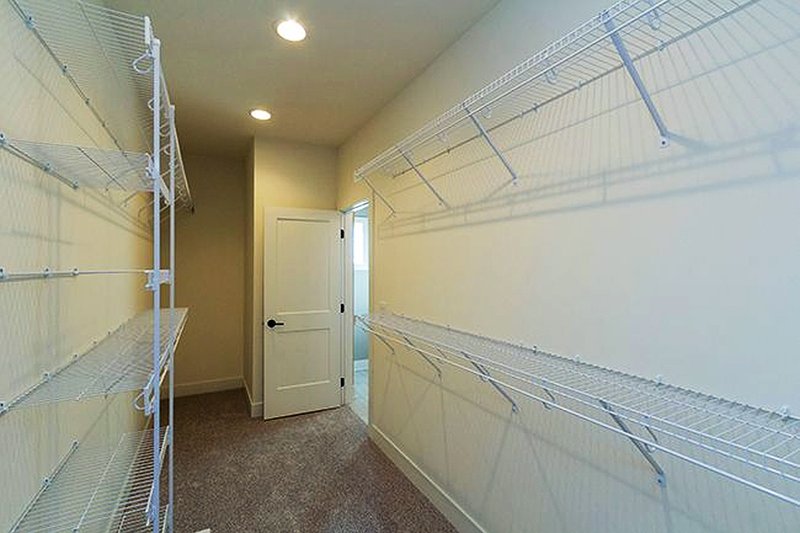 House Design - Master Closet
