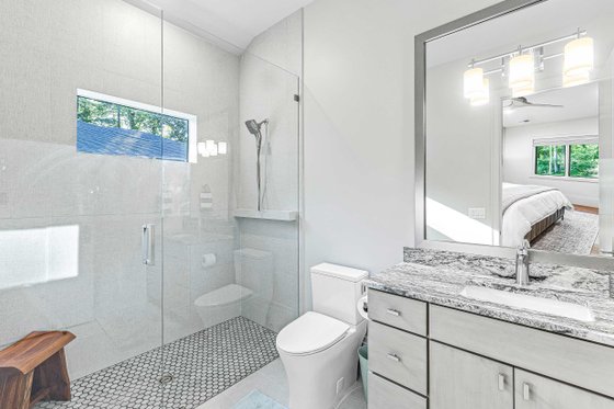 Interior - Bathroom 1 for Contemporary House Plan #938-146 - 3 bed, 3.5 bath