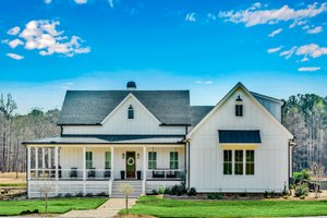 Farmhouse Exterior - Front Elevation Plan #54-392