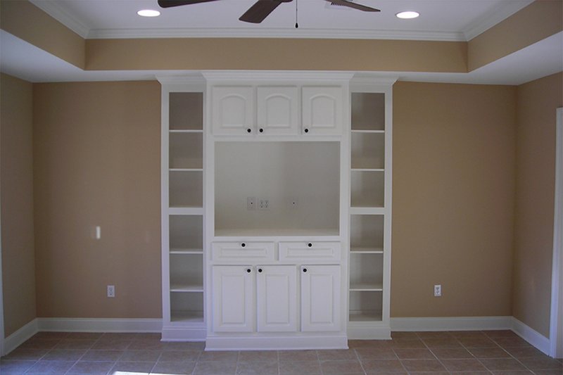 Dream House Plan - Interior - Family Room for Country House Plan #430-20 - 3 bed, 2 bath