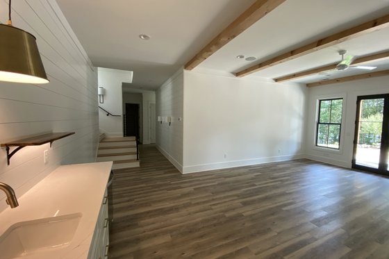 Interior - Other 9 for Modern House Plan #437-108 - 4 bed, 4.5 bath