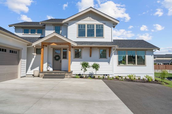 Photo 44 for Craftsman House Plan #1070-131 - 3 bed, 2.5 bath