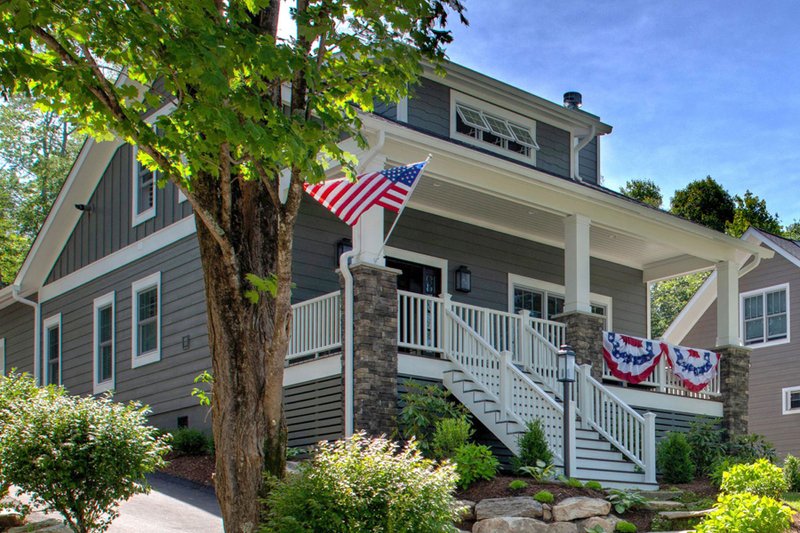 Dream House Plan - Exterior - Front Elevation 3 for Craftsman House Plan #461-85 - 3 bed, 2.5 bath