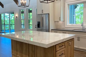 Interior - Kitchen 1 for Craftsman House Plan #437-115 - 4 bed, 3.5 bath