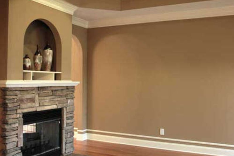 House Plan Design - Photo 5 for Traditional House Plan #17-191 - 3 bed, 2 bath