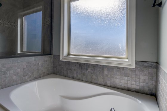 Interior - Master Bathroom 3 for Craftsman House Plan #430-172 - 3 bed, 2 bath