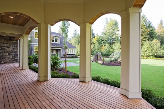 Photo 39 for Craftsman House Plan #132-182 - 5 bed, 5.5 bath