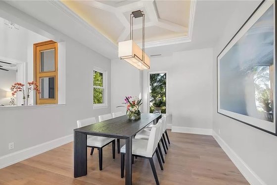 Interior - Dining Room for Contemporary House Plan #548-57 - 5 bed, 5 bath