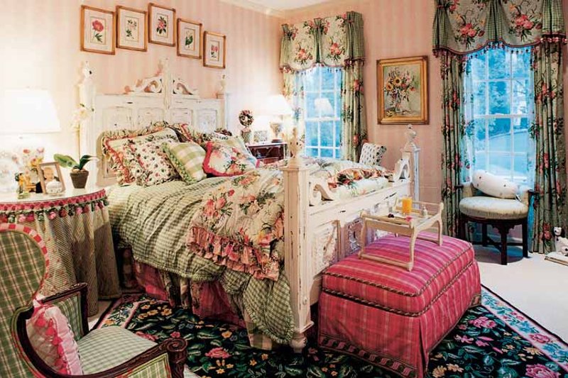 Dream House Plan - Interior - Bedroom for Colonial House Plan #429-312 - 4 bed, 3.5 bath