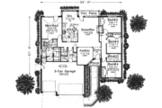 Traditional Style House Plan - 4 Beds 2.5 Baths 1899 Sq/Ft Plan #310-780 