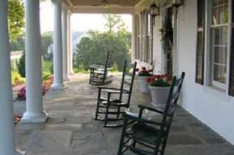 Architectural House Design - Photo 5 for Country House Plan #137-109 - 3 bed, 2 bath