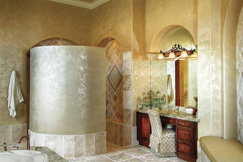 House Blueprint - Interior - Master Bathroom for Mediterranean House Plan #930-418 - 4 bed, 4.5 bath